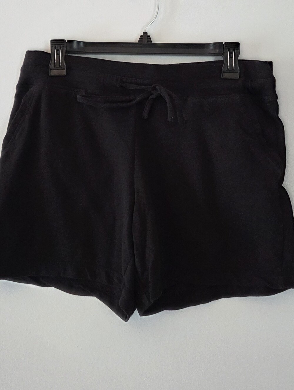 32 Degree Cool Black Lounge Shorts Size M